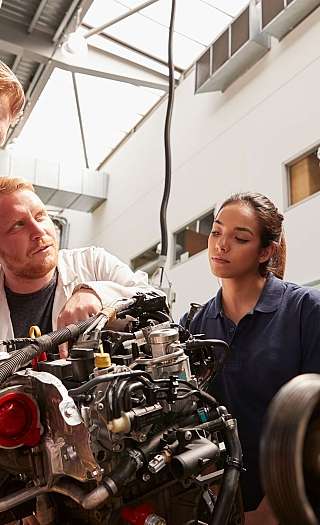 Lehrstellen im Automobilgewerbe bei hoffmann automobile