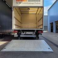 VW Crafter mit Hebebuehne mieten - hoffmann automobile Aesch