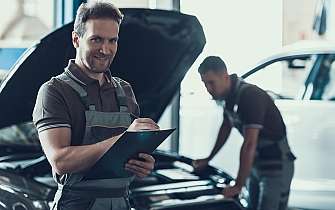 Automechaniker Service Automechaniker Service Werkstatt hoffmann automobile Region Baselland