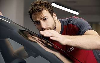Service und Reparaturen Service Reparatur Werkstatt hoffmann automobile Aesch